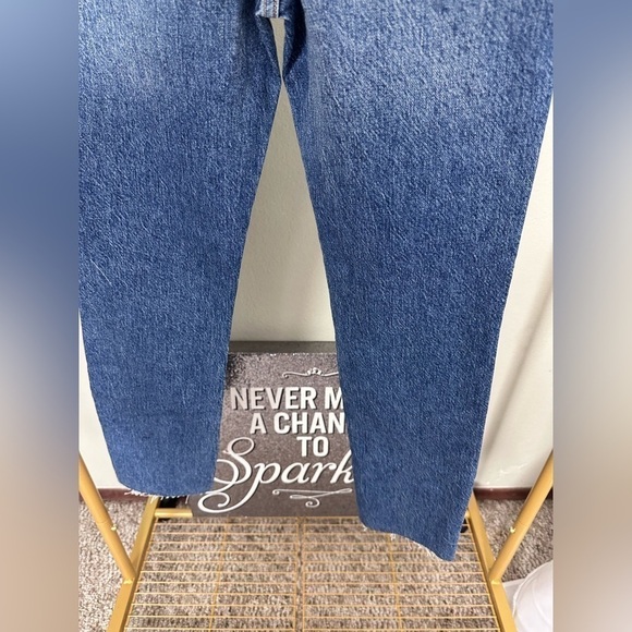 Good American Good Classic Jeans Crop Raw Hem Blue940 Size 0/25 NWT - Picture 8 of 10